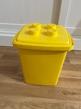 Vintage LEGO Duplo Carrying
